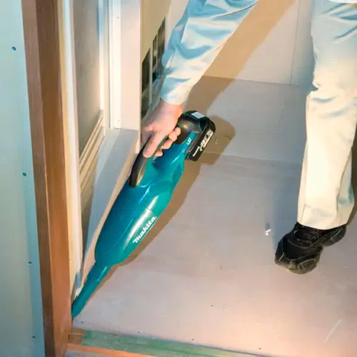 Aspirador de Pó à Bateria DCL180Z + Bateria BL1830B + Carregador DC18WC - Makita