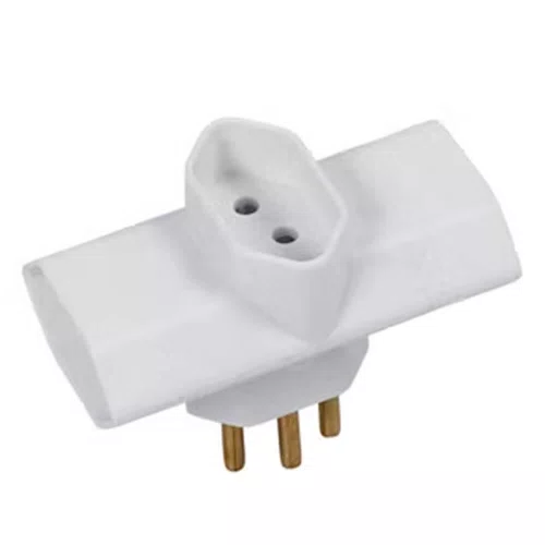 Benjamin 3 Saídas Branco 2P + T 10A 250V - Pluzie