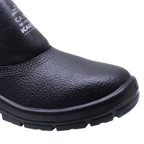Botina Elástico Bidensidade Com Bico N°42 - 001856 - Combat