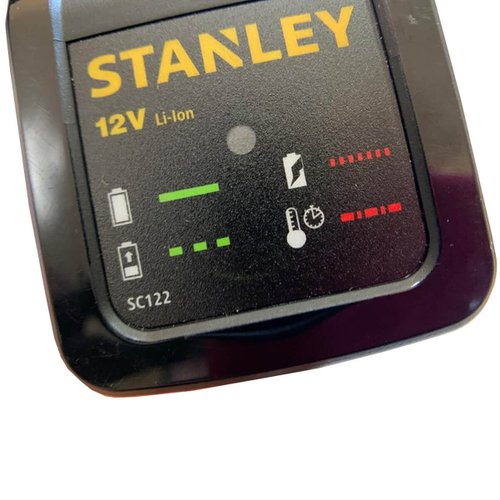 Carregador 12V 1.25A Bivolt - SC122 - Stanley