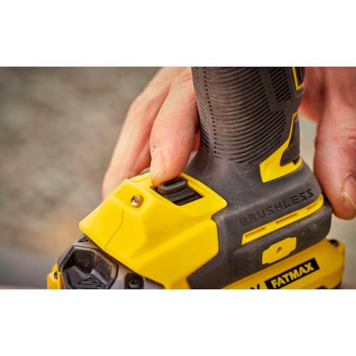Chave de Impacto 1/2" 20V Stanley com 2 Baterias e Maleta