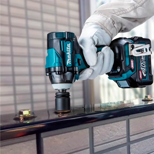 Chave de Impacto à Bateria Makita 40V XGT TW004GZ