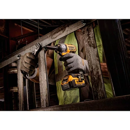 Chave de Impacto 3/8" à Bateria 20V XR DCF890B - Dewalt