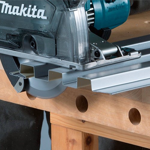 Cortadora de Metal à Bateria 18V - Makita
