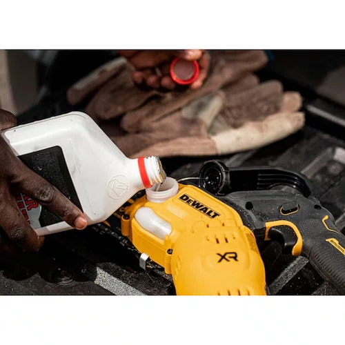 Eletrosserra  de Poda à Bateria 8" 20V MAX DCCS623B - Dewalt