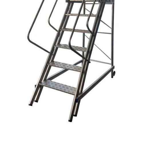Escada Plataforma Trepadeira NR12 5 Degraus 1,5m - Real Escadas