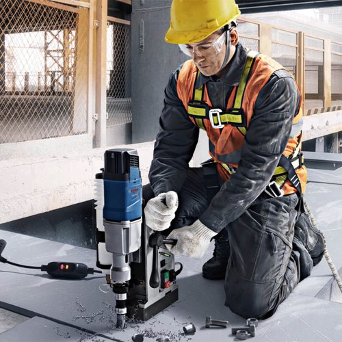 Furadeira Bosch com Base Magnética GBM 50-2