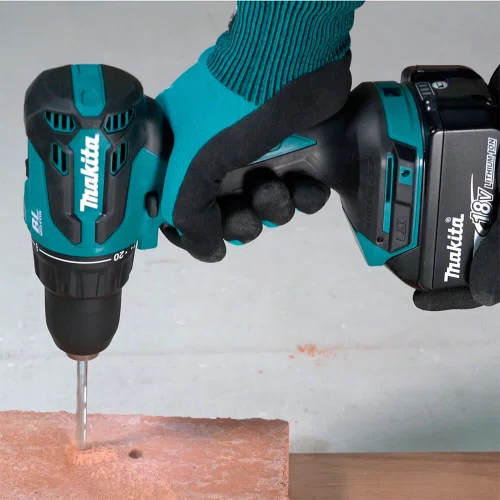 Furadeira/ Parafusadeira de Impacto à Bateria 1/2" 18V + 2 Bateria 2AH + Carregador DC18WA + Maleta - Makita