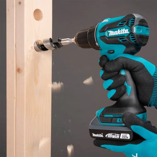 Furadeira/ Parafusadeira de Impacto à Bateria 1/2" 18V + 2 Bateria 2AH + Carregador DC18WA + Maleta - Makita