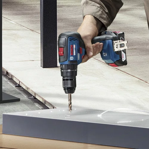 Furadeira/ Parafusadeira de Impacto à Bateria 18V GSB 18V-50 - Bosch