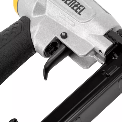 Grampeador Pneumático para Grampos 21GA 6-16mm - Denzel
