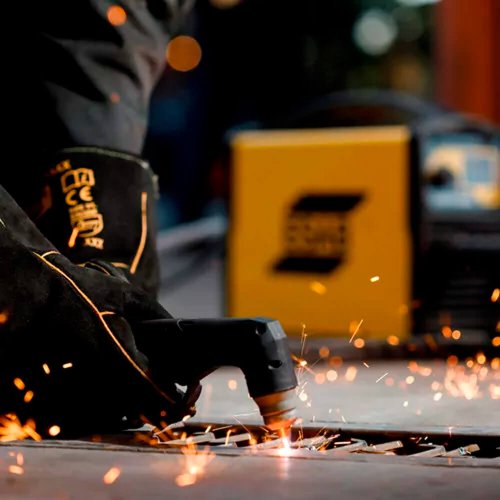Máquina de Corte Plasma HANDYPLASMA 35I 220V - Esab