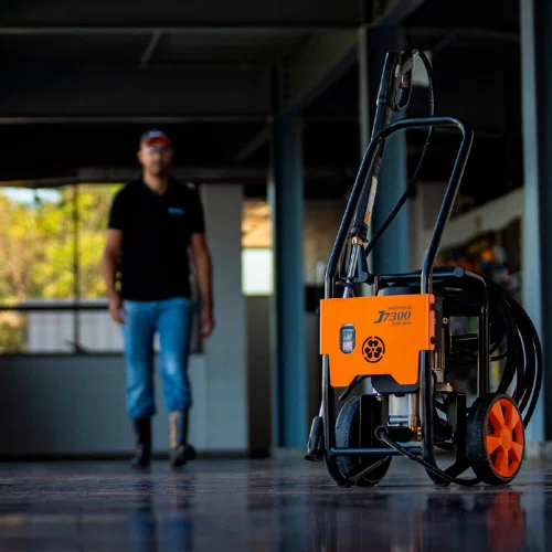 Lavadora de Alta Pressão Profissional AP J7300 2.5CV 220V 60HZ - Jacto