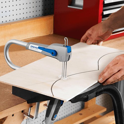 Moto-Saw Serra Tico-tico de Bancada 10 Acessórios e Maleta 220V - Dremel