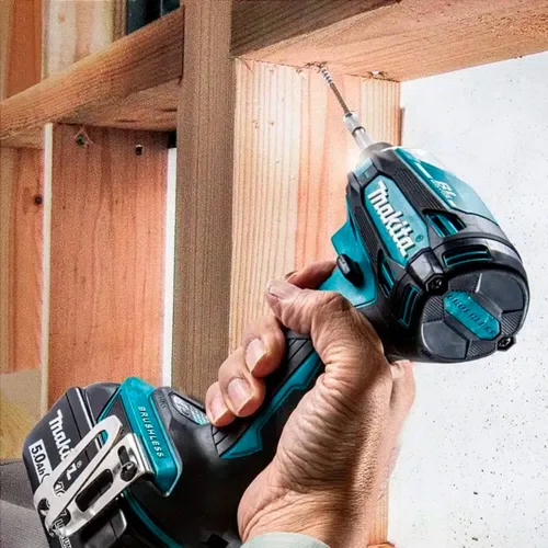 Parafusadeira de Impacto 18V DTD156Z + Carregador DC18RC + Bateria BL1830B - Makita