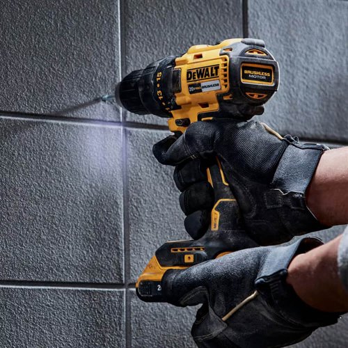Parafusadeira Furadeira Bivolt DCD7781D1BR 20V MAX Com Impacto - Dewalt