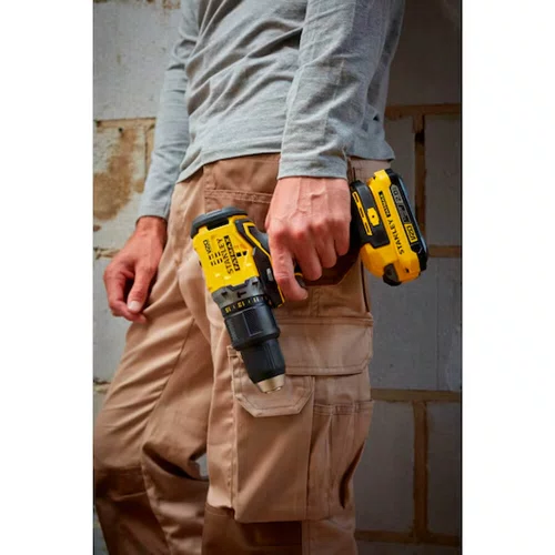 Parafusadeira/ Furadeira de Impacto Brushless 1/2" 20V com Maleta - Stanley