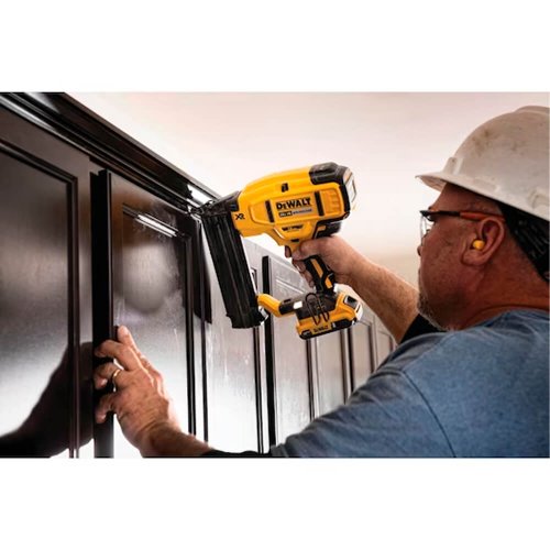 Pinador 18GA à Bateria 20V MAX XR DCN680B - Dewalt