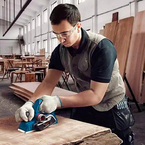 Plaina GHO 700 220V - Bosch