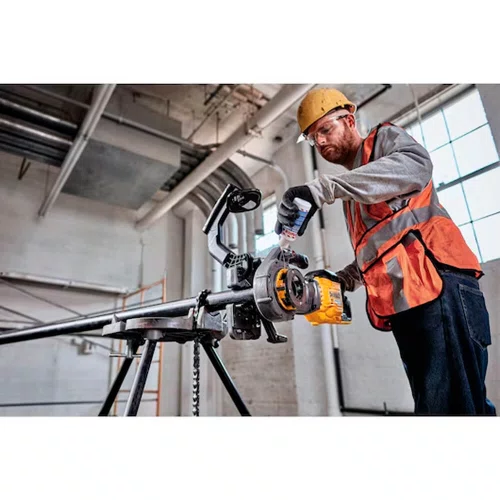 Rosqueadeira de Tubos à Bateria 60V MAX FLEXVOLT DCE700 - Dewalt