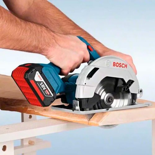 Serra Circular à Bateria GKS 18V-57 - Bosch
