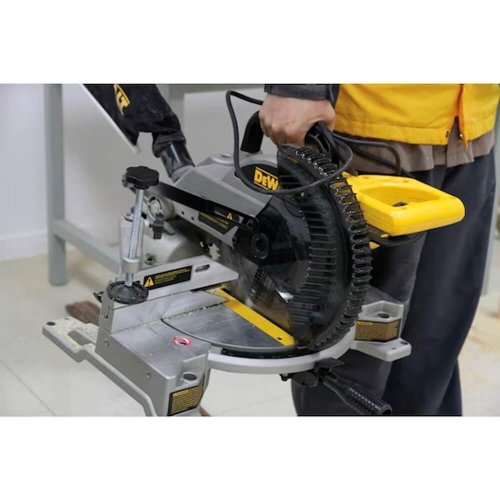 Serra de Esquadria 10 Pol. 1650W 4600 Rpm DW714 - Dewalt