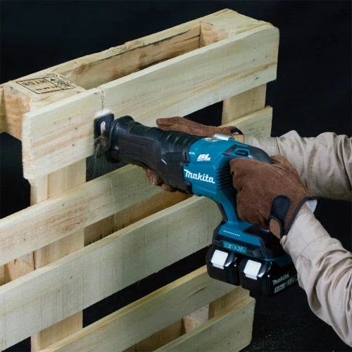 Serra Sabre à Bateria 12V XPT DJR360RT2 - Makita