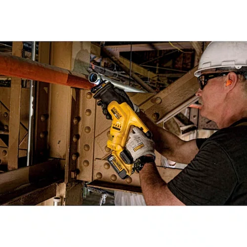 Serra Sabre Compacta 20V Max* DCS387B - Dewalt