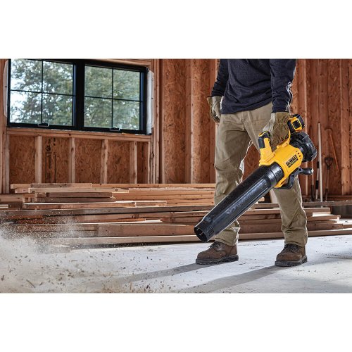 Soprador de Folhas Brushless à Bateria 20V MAX - Dewalt DCBL722B-B3