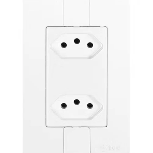 Tomada Dupla Fácil 2P + T 20A 250V - Pluzie