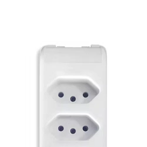 Tomada em Barra 4 Vias 2P + T 10A 250V Branco - Pluzie