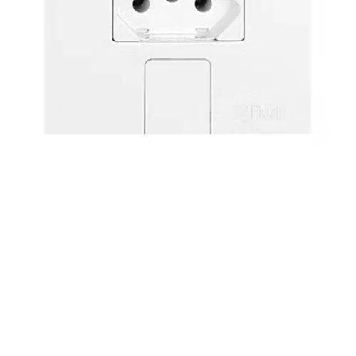 Tomada Tripla 2P + T 20A 250V - Pluzie