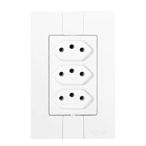 Tomada Tripla Fácil 2P + T 20A 250V - Pluzie