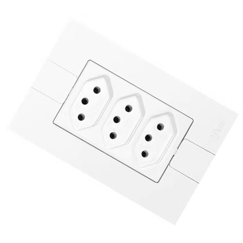 Tomada Tripla Fácil 2P + T 20A 250V - Pluzie
