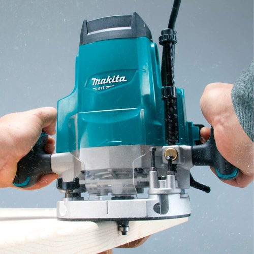 Tupia 12mm 220V 1.650W M3600B - Makita