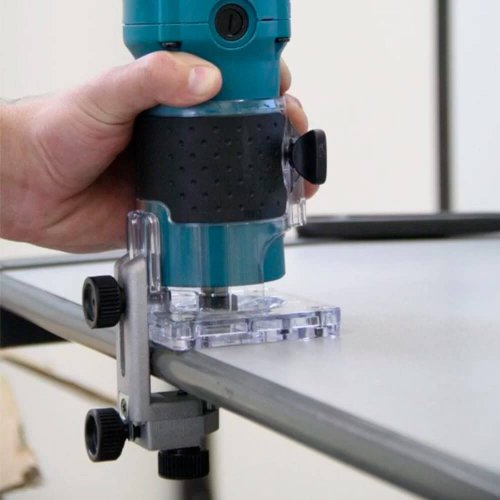 Tupia 3709 6mm com Base Articulada 220V - 3709-220 - Makita