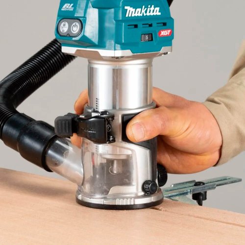 Tupia Eletrônica à Bateria 40V XGT - Makita RT001GZ04