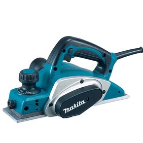 Plaina Elétrica 82MM (3 1/4POL.) Com 2 Facas - Makita KP0800P-220 Plaina Elétrica 82MM (3 1/4POL.) Com 2 Facas - Makita KP0800P-220