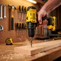 Furadeira/Parafusadeira Stanley à Bateria 1/2" SCD700B 20V Max